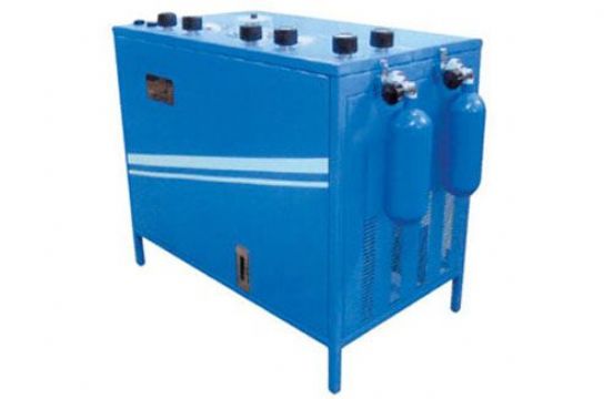 點擊查看詳細信息<br>標題：AE102A氧氣充填泵 閱讀次數(shù)：2440